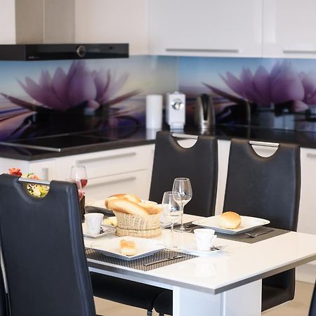 Studio Apartment Maslina Gornji Karin Zewnętrze zdjęcie