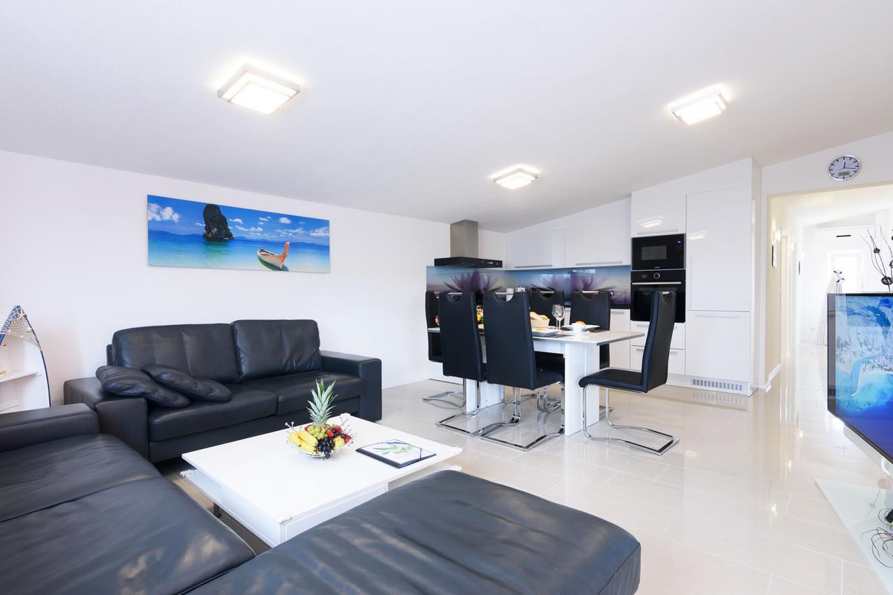 Studio Apartment Maslina Gornji Karin Zewnętrze zdjęcie