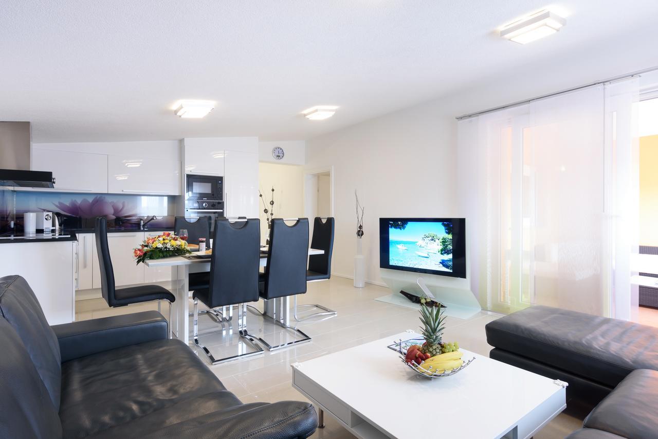 Studio Apartment Maslina Gornji Karin Zewnętrze zdjęcie