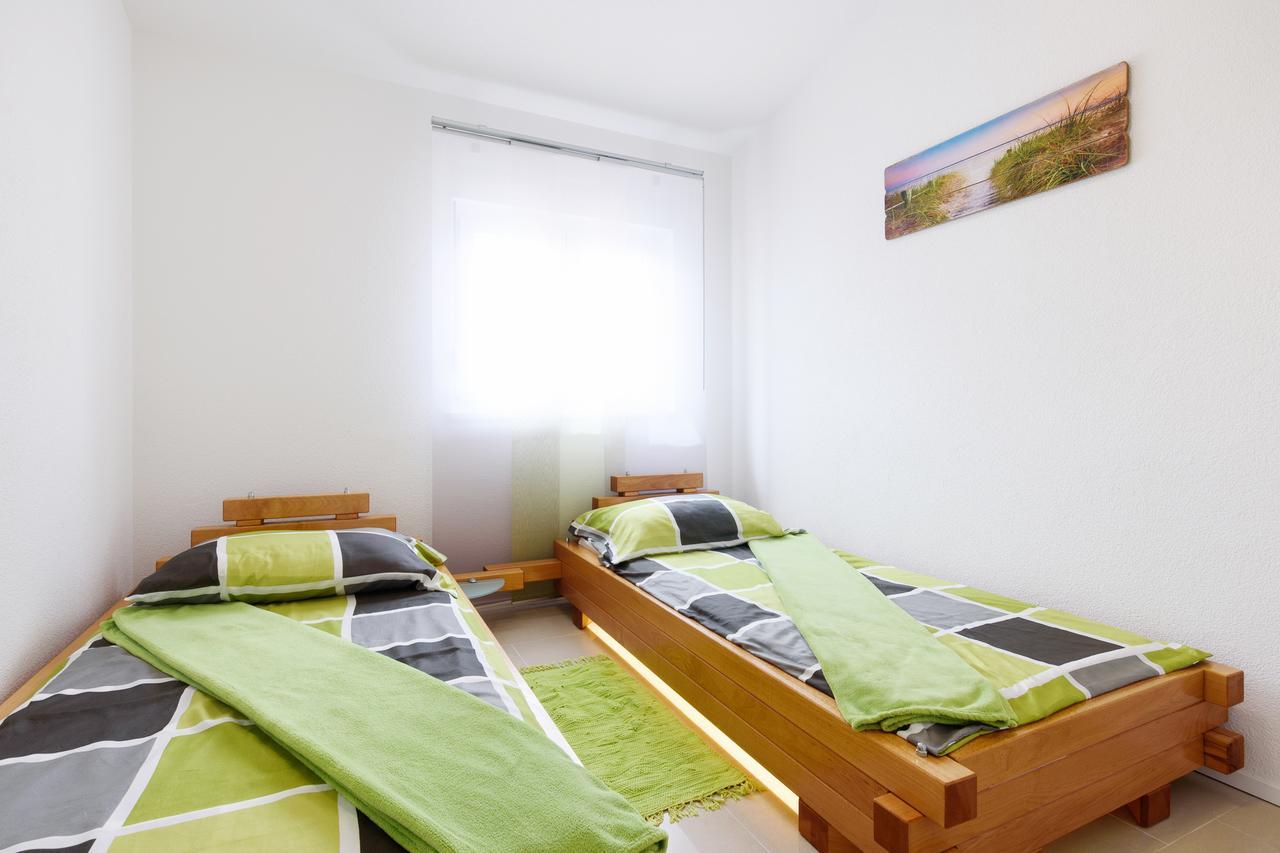 Studio Apartment Maslina Gornji Karin Zewnętrze zdjęcie
