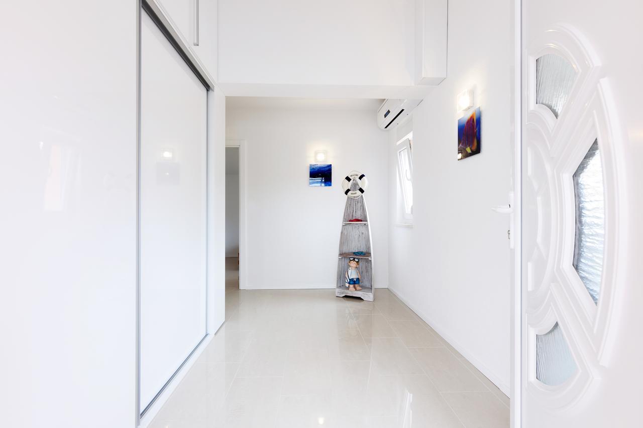 Studio Apartment Maslina Gornji Karin Pokój zdjęcie
